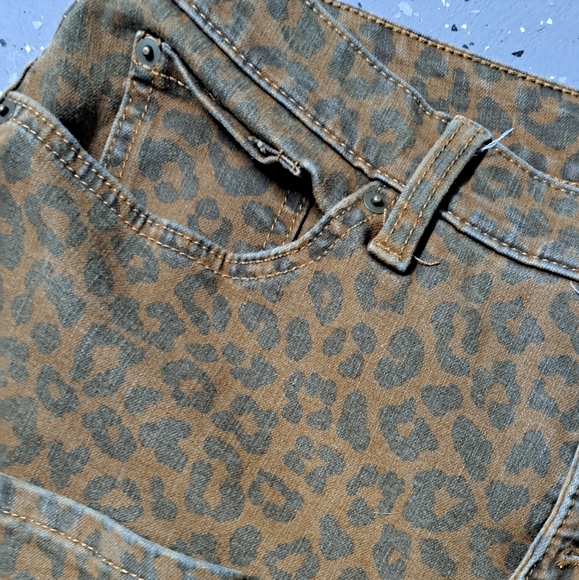 Leopard print high rise denim jeans - Picture 4 of 11